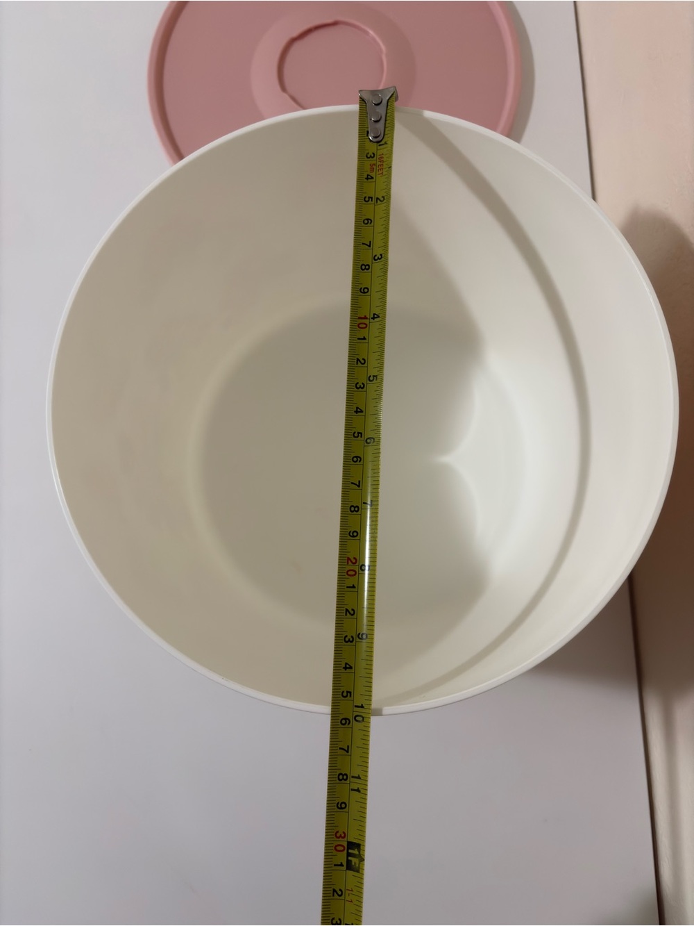 TUPPERWARE SERVING BOWL 6.6L. 28 CUP PINK CARNATION FLOWERS - Picture 4 of 14